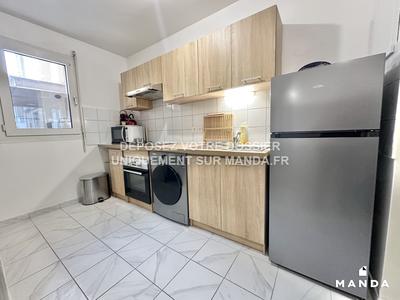 Appartement - 65 m² - 4 pièces