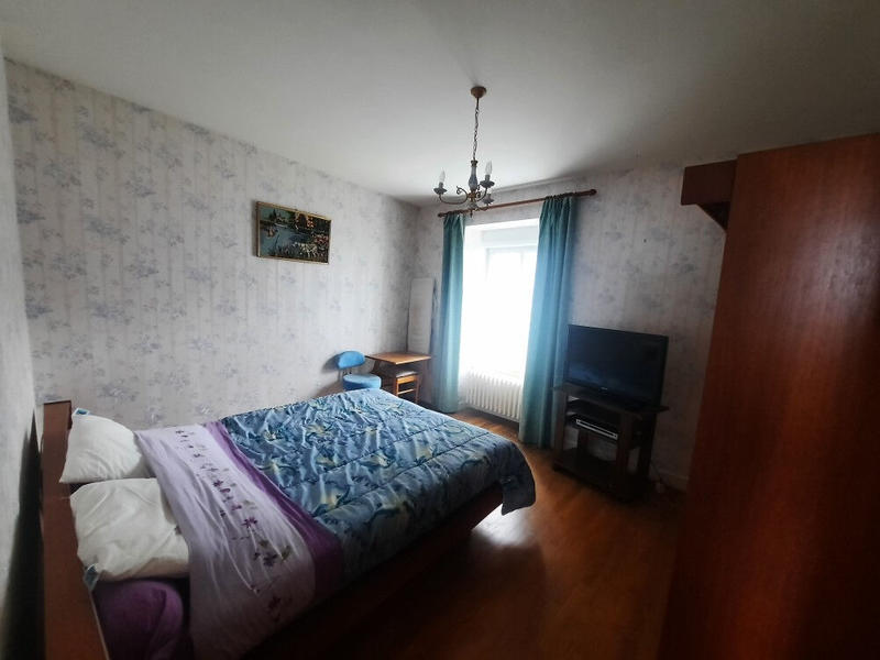 Maison - 94 m² - 5 pièces