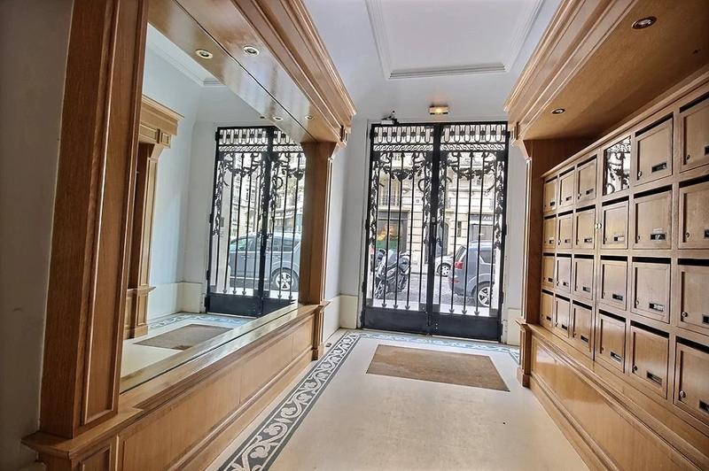 Appartement - 100 m² - 4 pièces