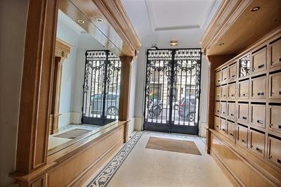 Appartement - 100 m² - 4 pièces