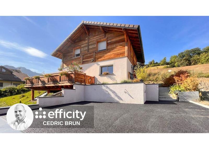 Maison - 96 m² - 4 pièces