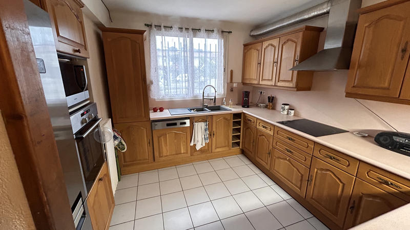 Maison - 120 m² - 6 pièces