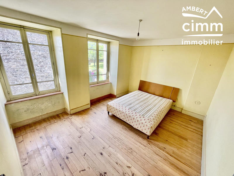 Maison - 194 m² - 11 pièces