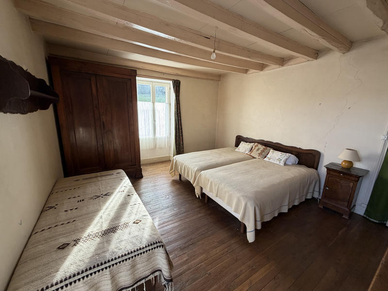 Maison - 160 m² - 8 pièces