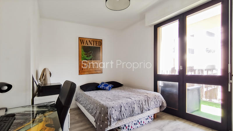 Appartement - 80 m² - 4 pièces