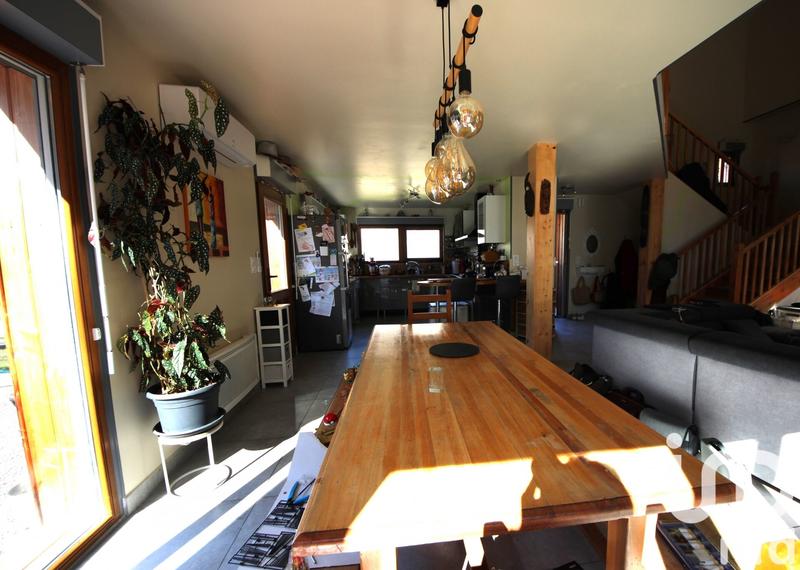 Maison de maîtres - 121 m² - 6 pièces