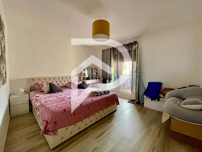 Appartement - 77 m² - 3 pièces