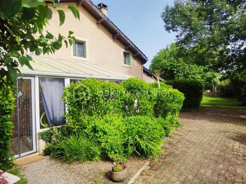 Maison ancienne - 225 m² - 9 pièces