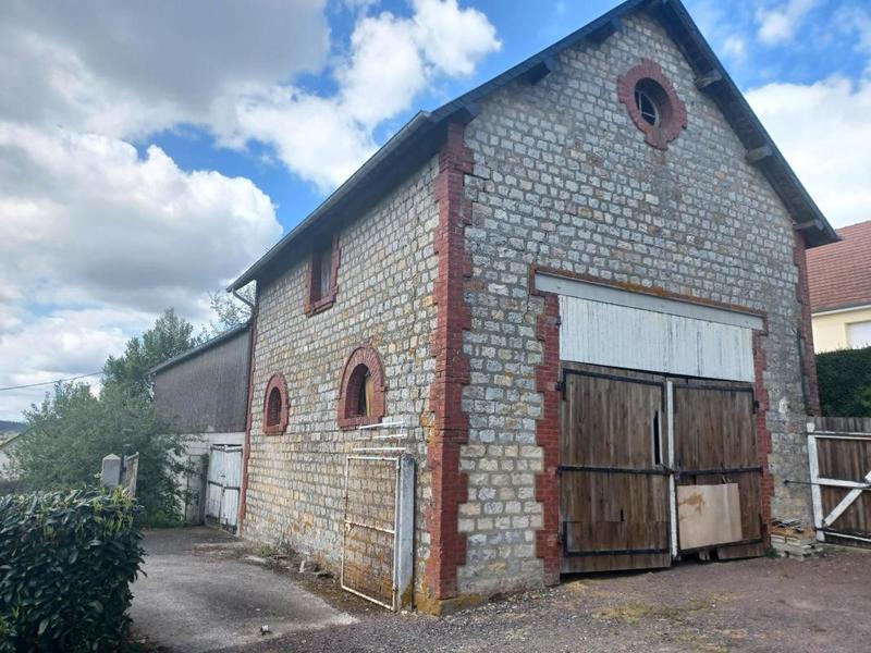 Maison - 550 m² - 20 pièces