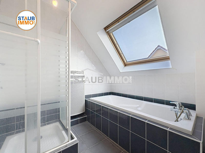 Maison - 93 m² - 5 pièces