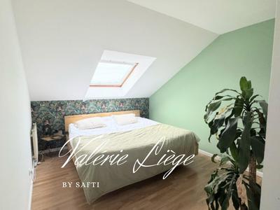 Appartement - 120 m² - 7 pièces