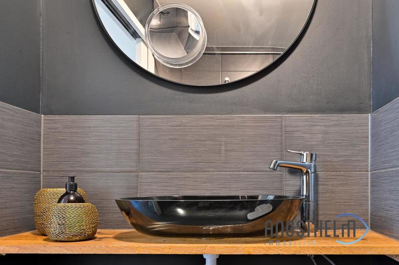 Loft - 91 m² - 4 pièces