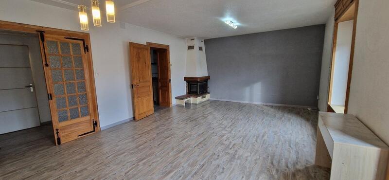 Maison ancienne - 290 m² - 12 pièces