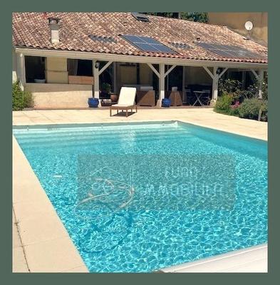 Maison - 203 m² - 10 pièces