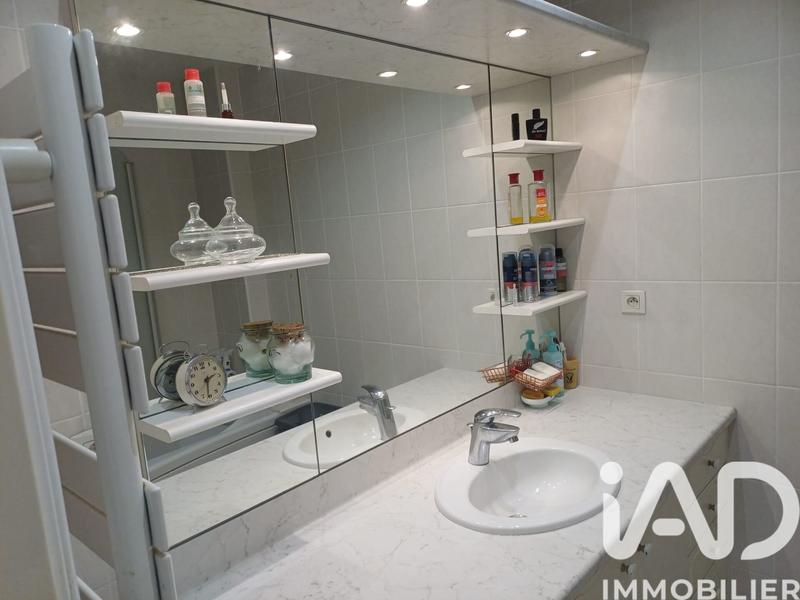 Appartement - 120 m² - 6 pièces