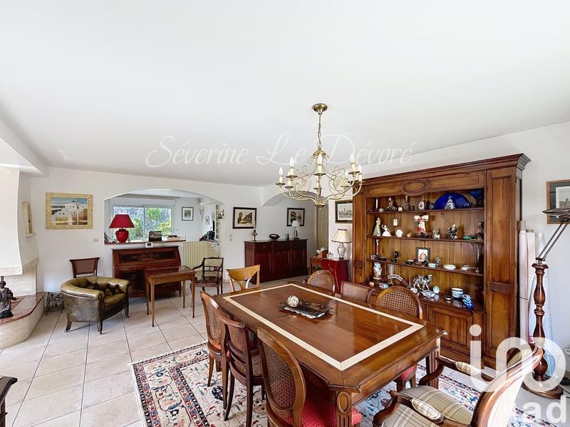 Maison - 187 m² - 9 pièces