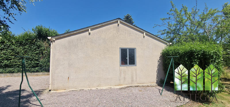 Maison - 99 m² - 4 pièces