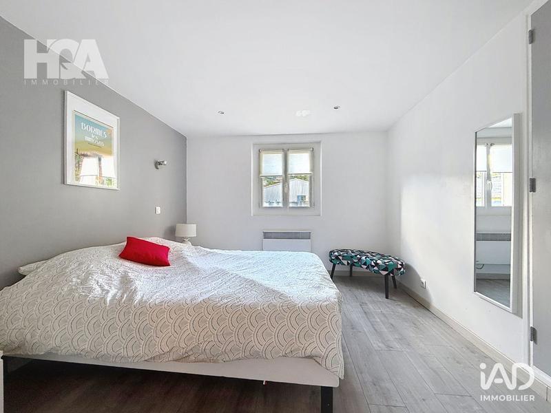 Local commercial - 678 m²