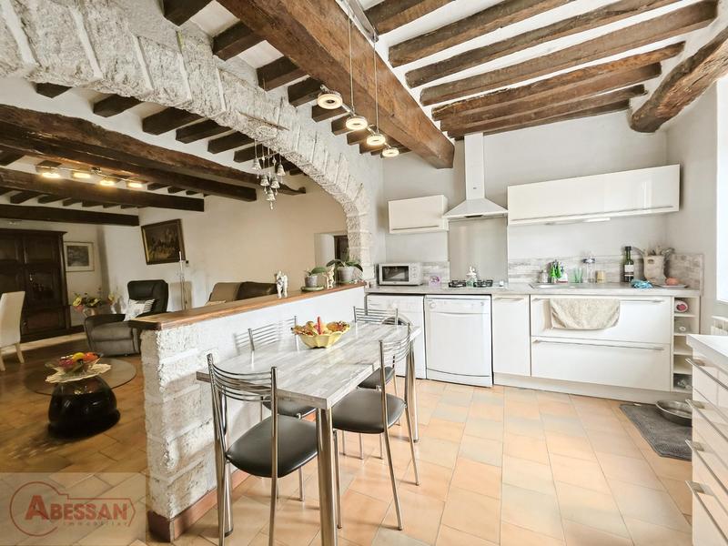 Maison - 107 m² - 5 pièces