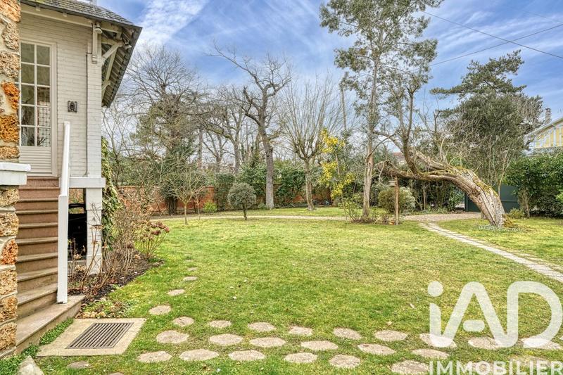 Maison - 136 m² - 7 pièces