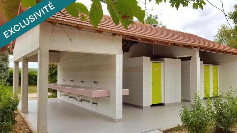 Local commercial - 142 m² - 7 pièces