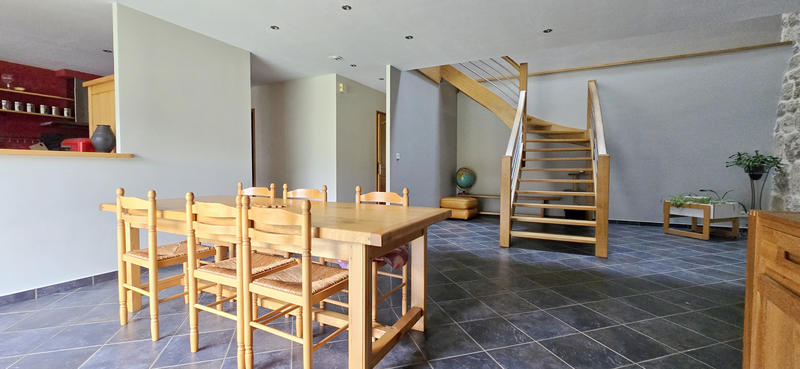 Maison - 398 m² - 14 pièces