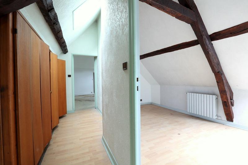 Local commercial - 369 m² - 14 pièces