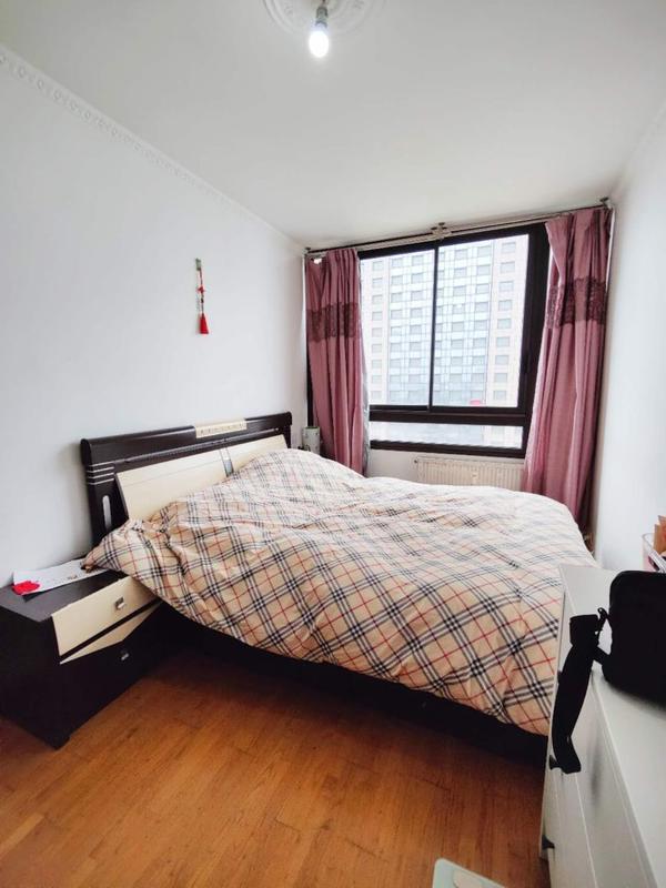 Appartement - 88 m² - 5 pièces