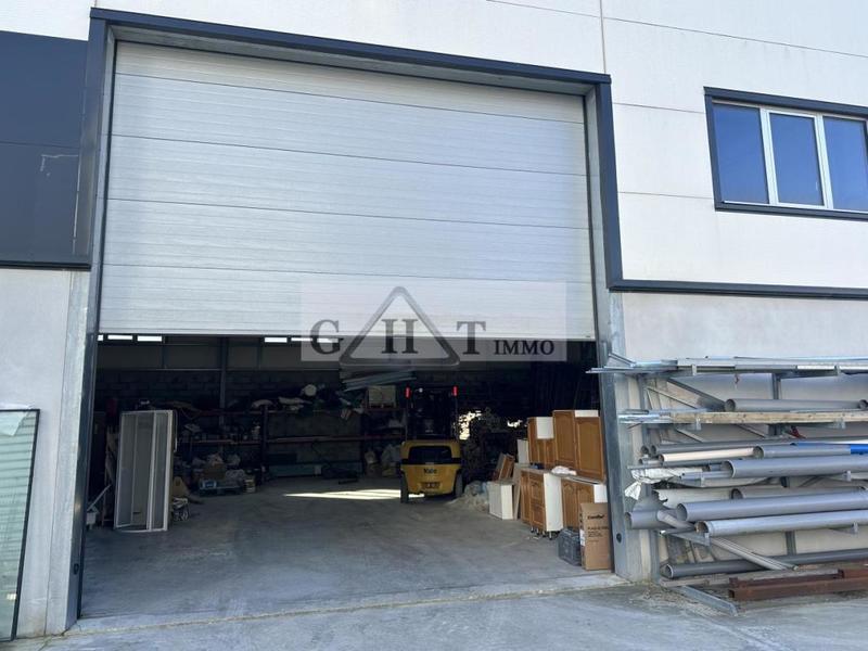 Entrepôt - 130 m²