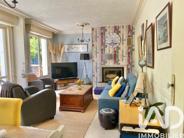 Maison - 106 m² - 7 pièces