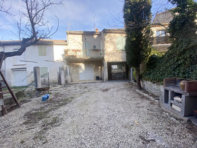Maison de village - 92 m² - 4 pièces