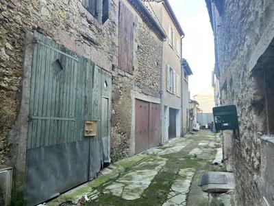 Parking / Garage - 60 m²