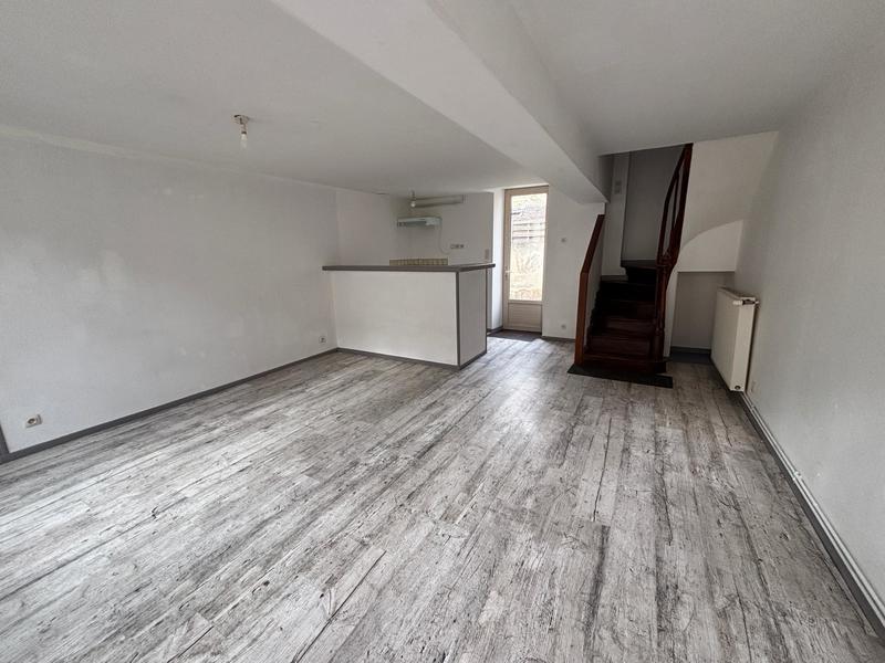 Maison - 90 m² - 3 pièces