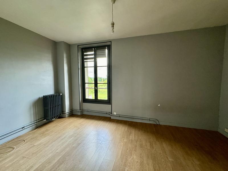 Maison - 80 m² - 5 pièces