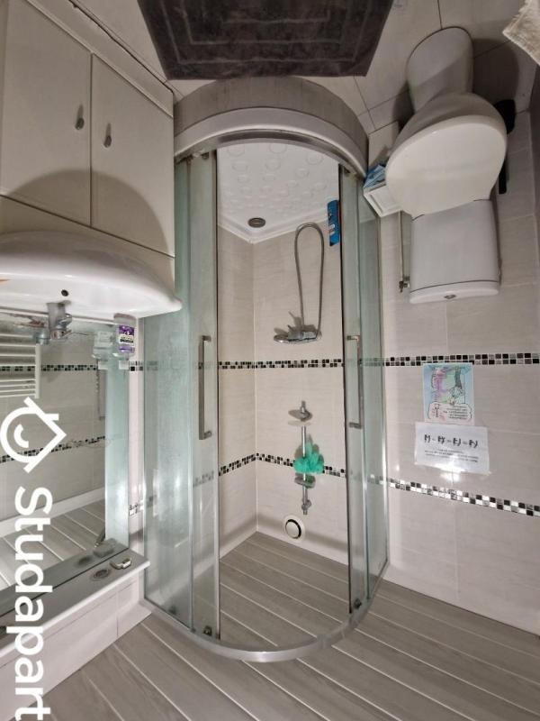 Chambre - 18 m² - 1 pièce