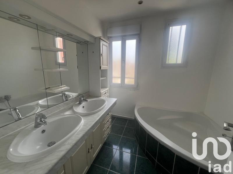 Maison - 135 m² - 4 pièces