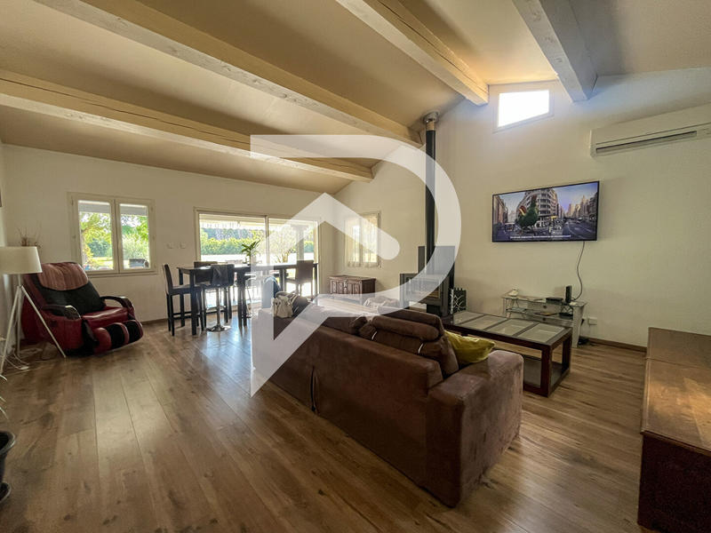 Villa - 140 m² - 6 pièces