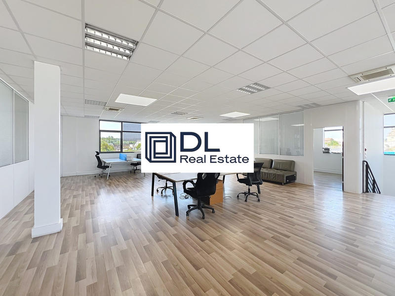 Entrepôt - 1 014 m²