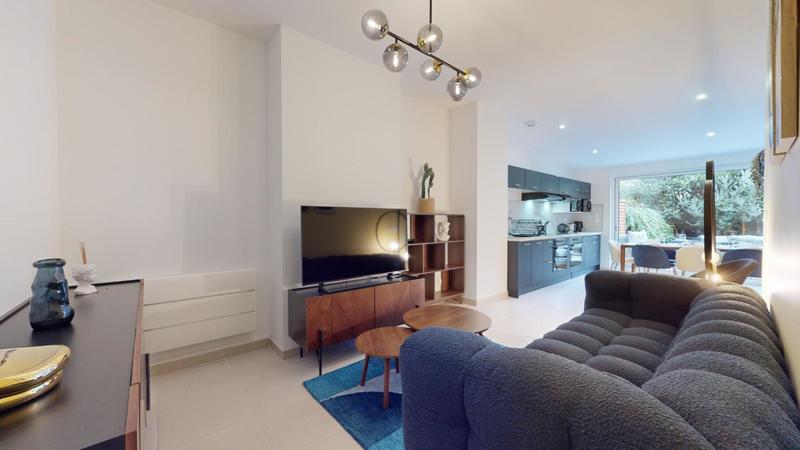 Maison - 138 m² - 8 pièces