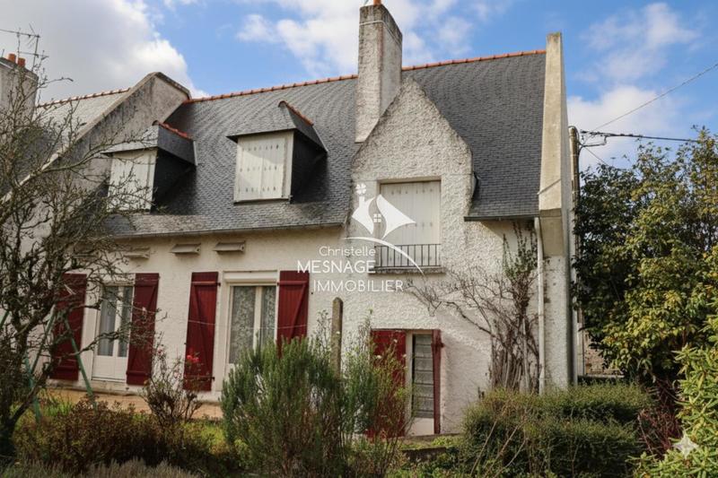 Maison traditionnelle - 97 m² - 6 pièces