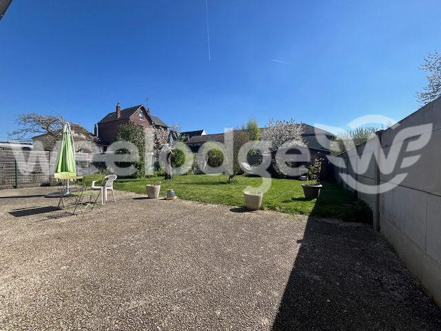 Maison - 90 m² - 6 pièces