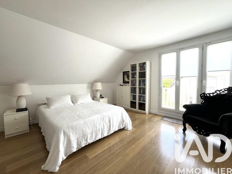 Maison - 193 m² - 6 pièces