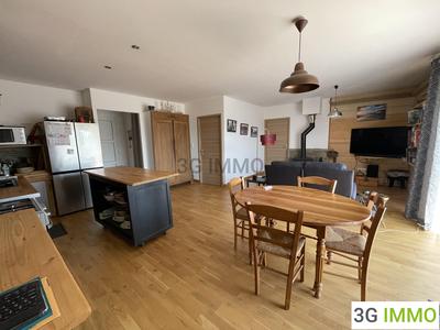 Maison - 83 m² - 3 pièces