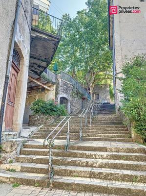 Appartement - 92 m² - 5 pièces