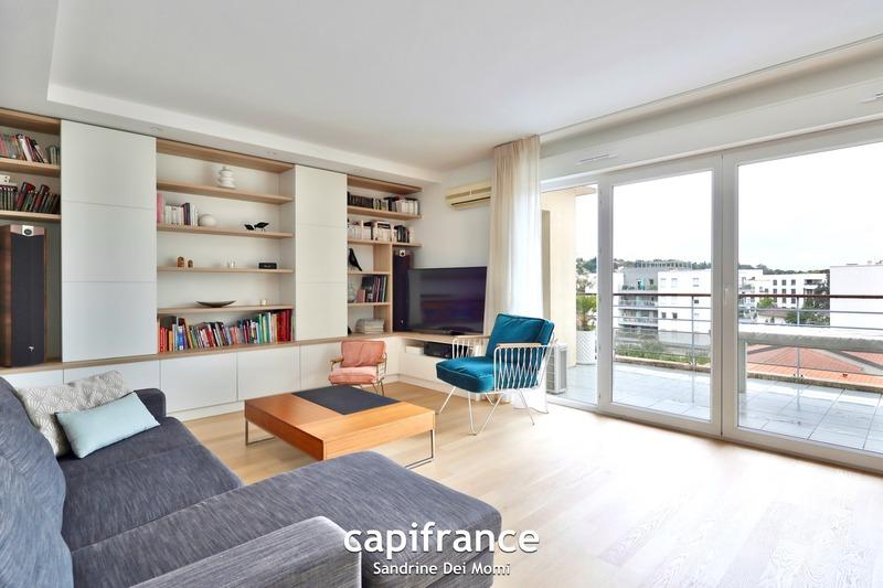 Appartement - 101 m² - 4 pièces