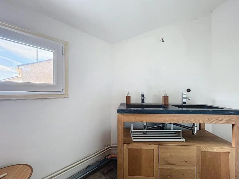 Maison - 103 m² - 5 pièces