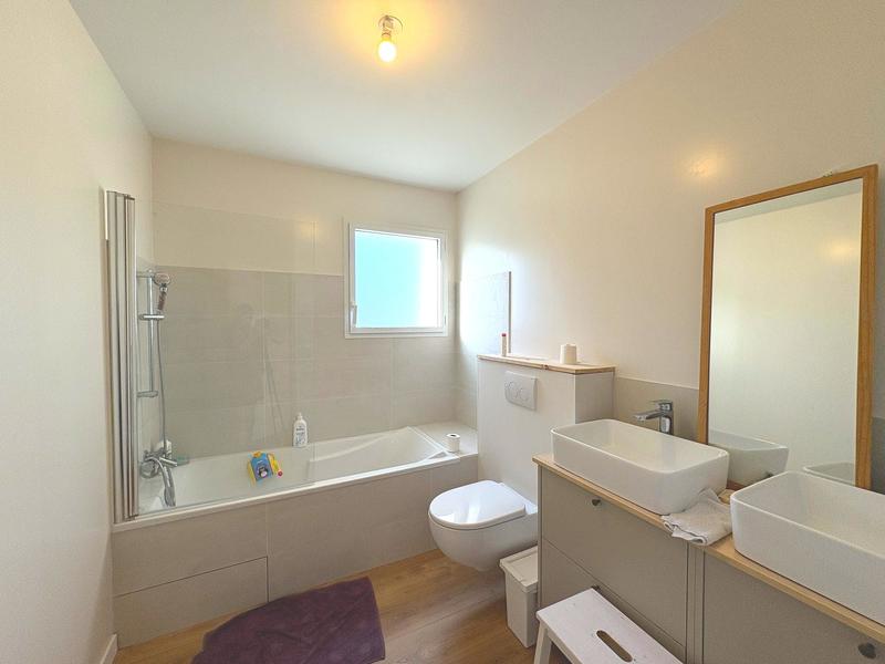 Maison - 143 m² - 6 pièces