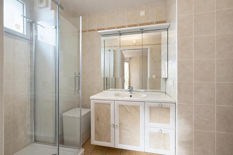 Appartement - 110 m² - 4 pièces