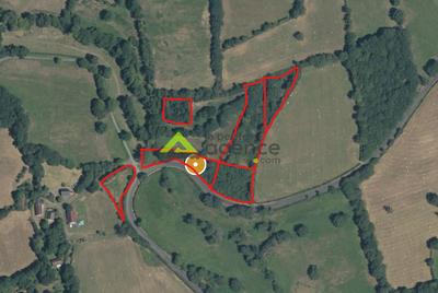 Terrain - 13 549 m²