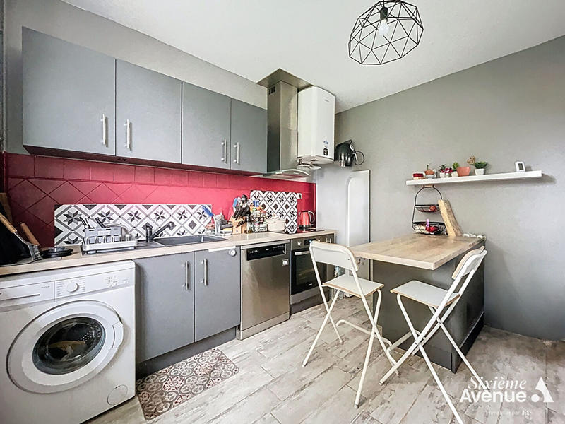 Appartement - 95 m² - 5 pièces